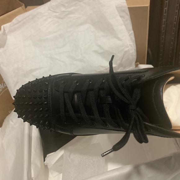 Louboutin Spikes Flat Calf - Picture 6 of 12